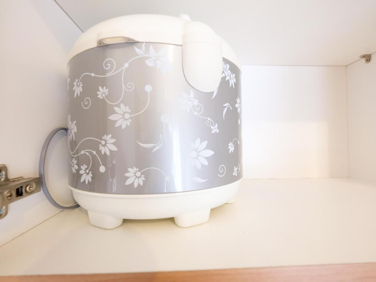 Modern Studio At Green Pramuka City Apartment Near To Shopping Center By Travelio 자카르타 외부 사진